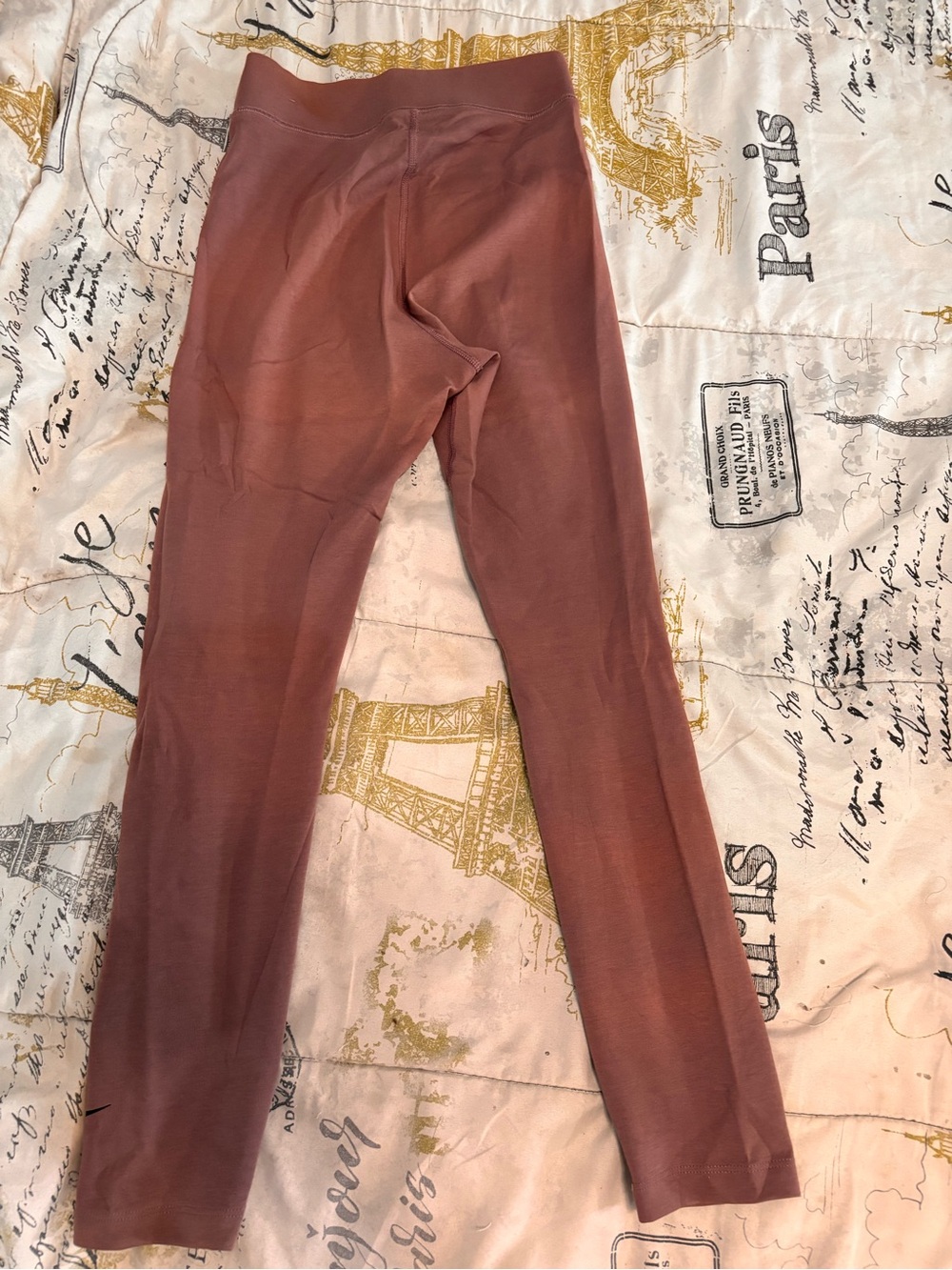 Nike  Women's High-Waist Leggings in Dusty Mauve
